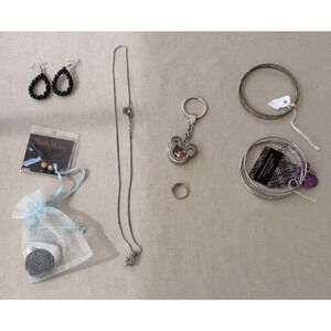Mixed Jewelry Lot Earrings Necklace‎ Bracelets Ring Keychain Y2K Boho Bundle
